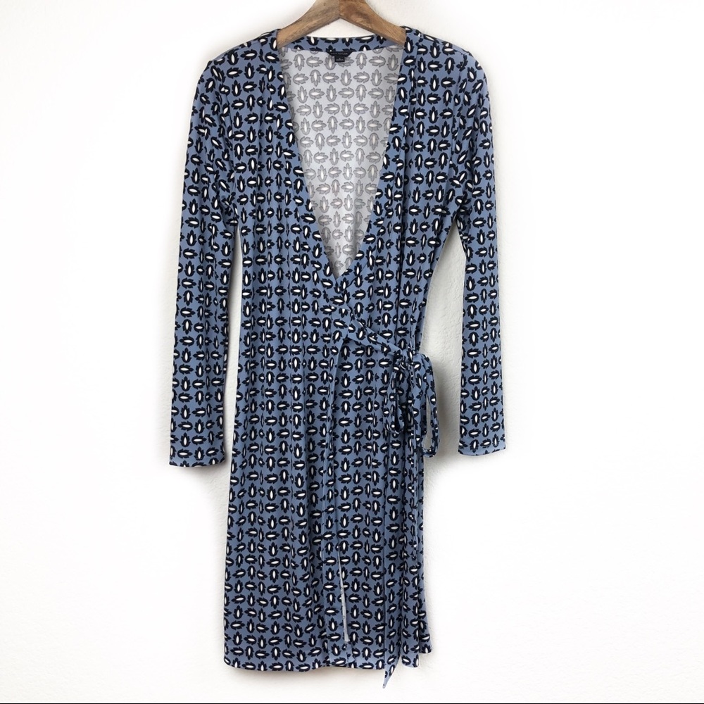 Ann Taylor Blue Floral Wrap Dress Size 8